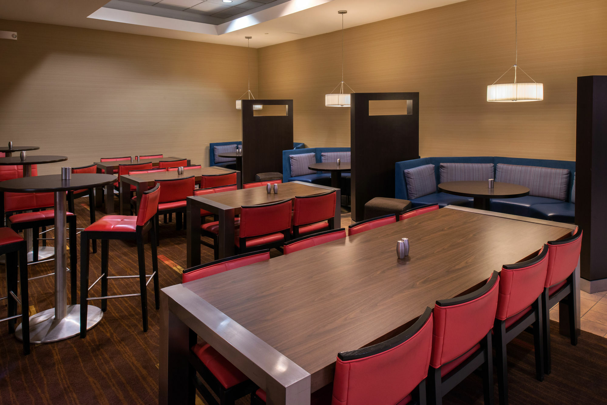 Courtyard By Marriott Oxnard/Ventura Hotel Bagian luar foto